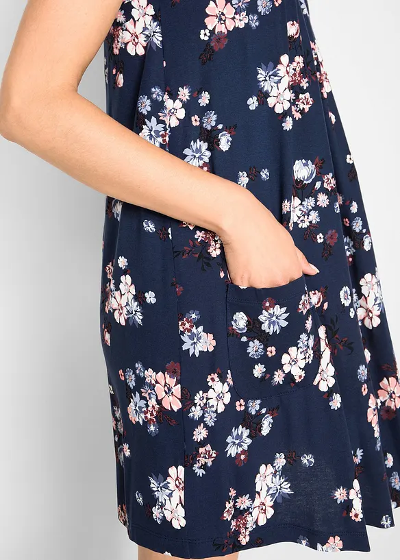 Korte jersey jurk in een zachte viscosemix, bonprix