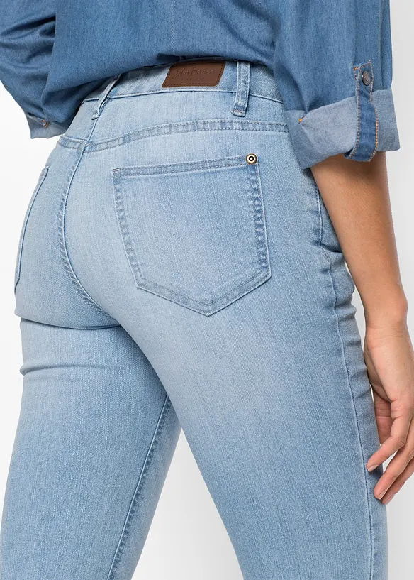 Bootcut comfort stretch jeans, mid waist, bonprix
