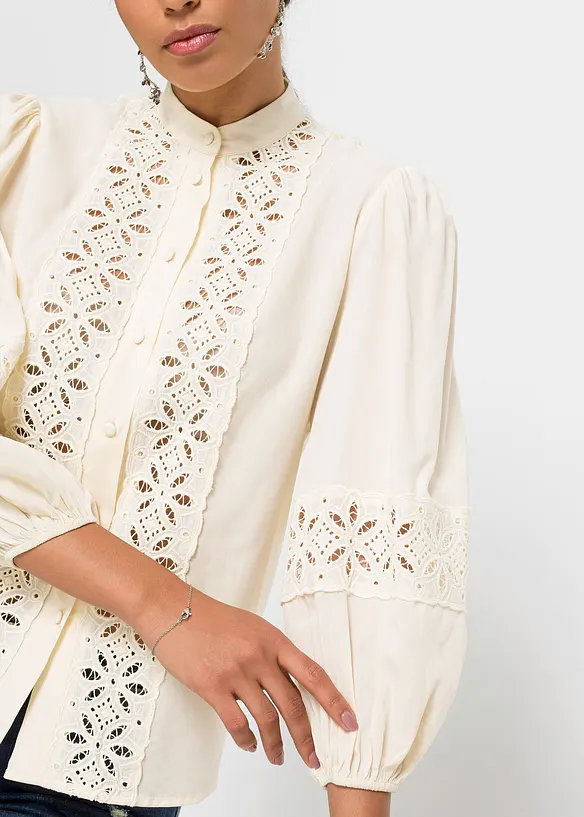 Blouse met kant van een soepele viscosemix, bonprix