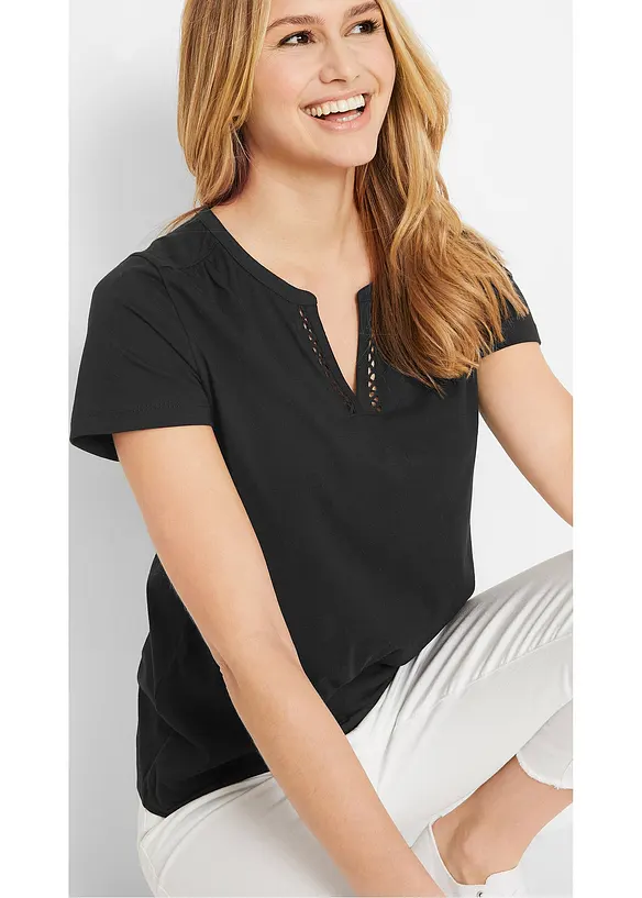 Shirt met decoratieve halslijn, bonprix