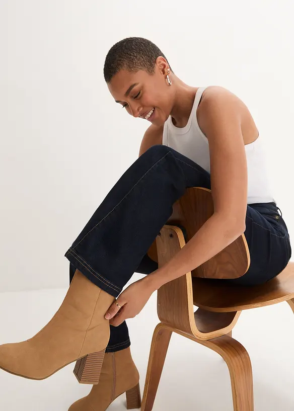 High-waist jeans met comfortband, bootcut, bonprix
