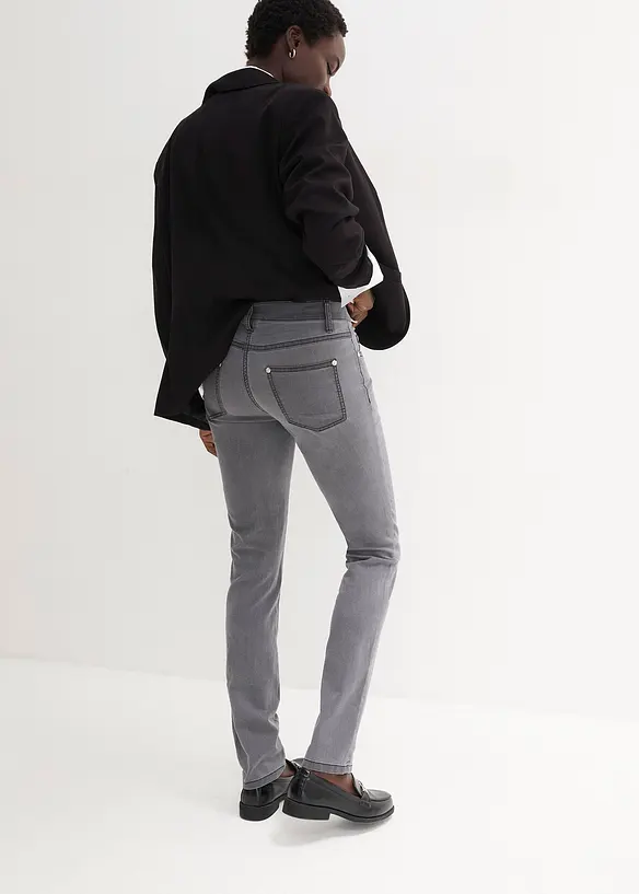 Slim fit jeans mid waist, super stretch, bonprix