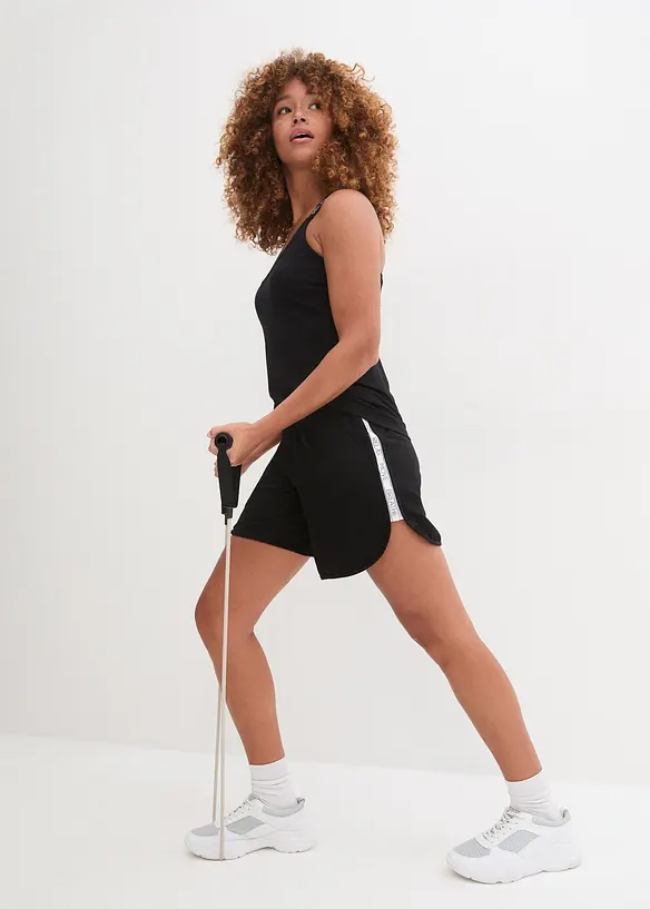 Sport short met contrastkleurige tapes, bonprix