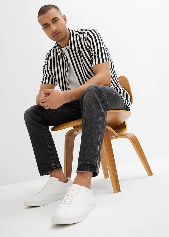 Overhemd met korte mouwen van zachte viscose, bonprix