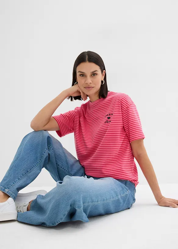 Gestreept T-shirt met borduursel, bonprix