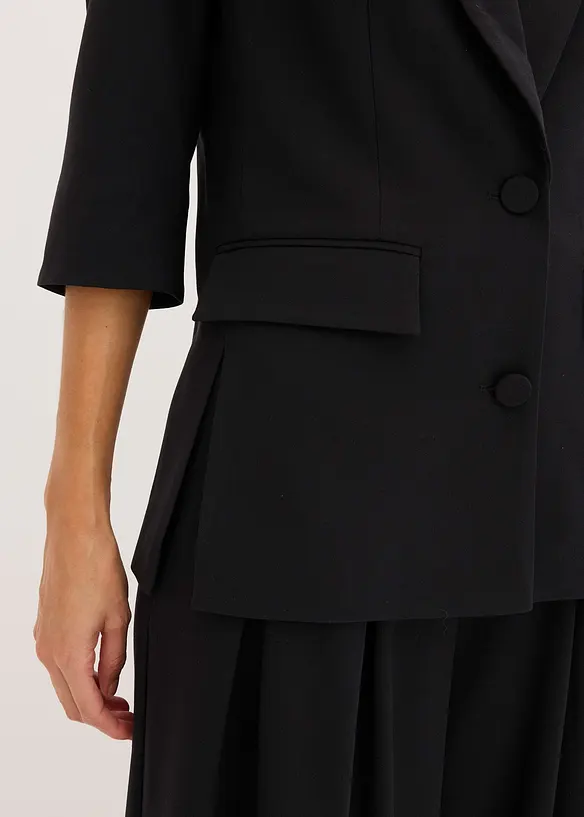 Blazer met modieus geaccentueerde schouders, bonprix