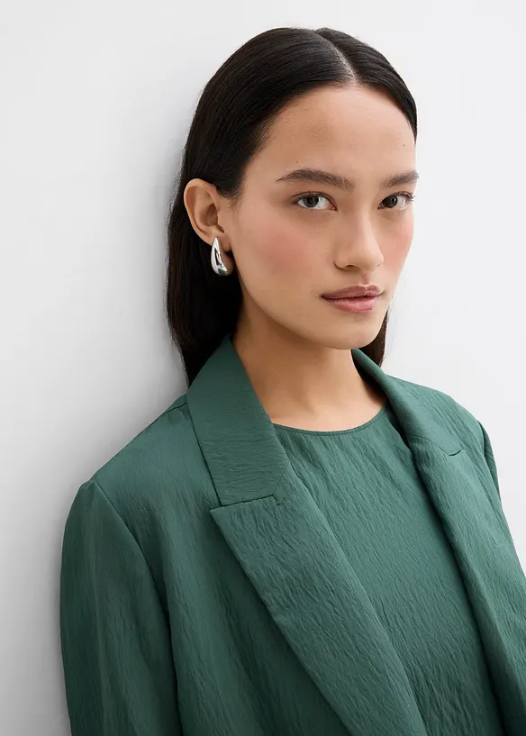 Blazer van een gestructureerde crinkle-viscosemix, bonprix