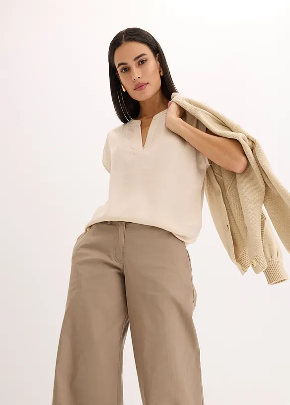 Blouse van soepel satijn met oversized schouders, bonprix