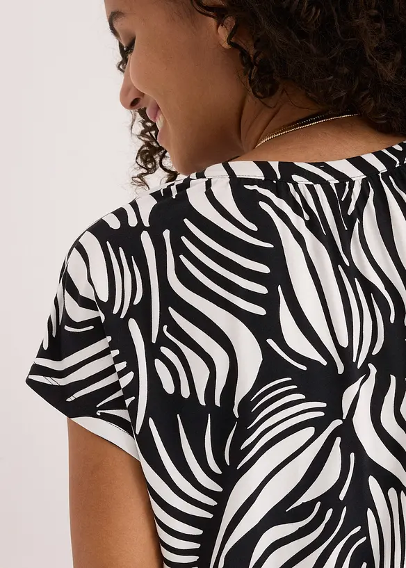 Henley shirt van een zachte viscosemix, bonprix
