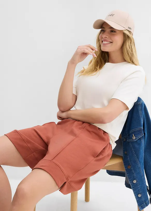 Wijde sweat short in een katoenmix, bonprix