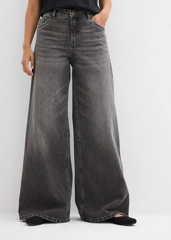 Wide leg jeans, mid waist, bonprix