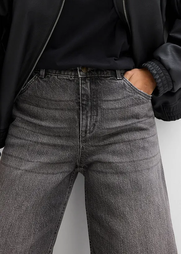 Wide leg jeans, mid waist, bonprix