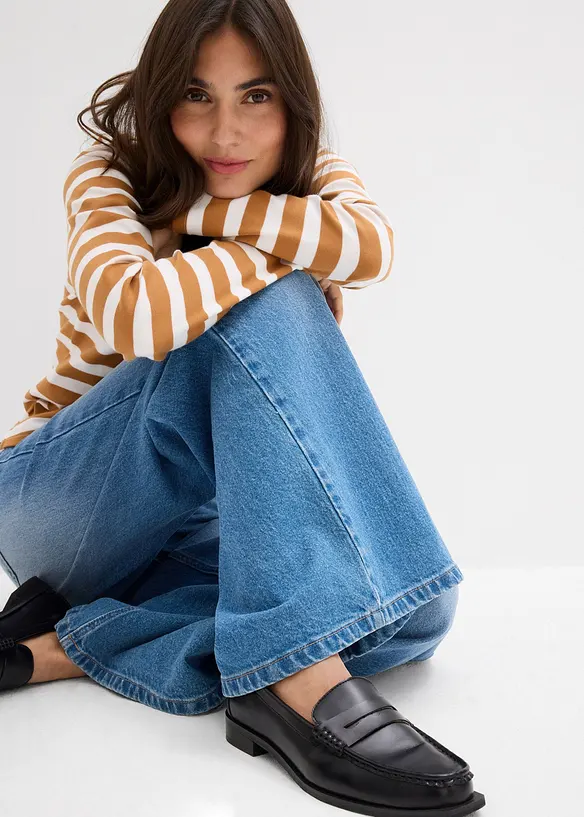Wide leg jeans, mid waist, bonprix