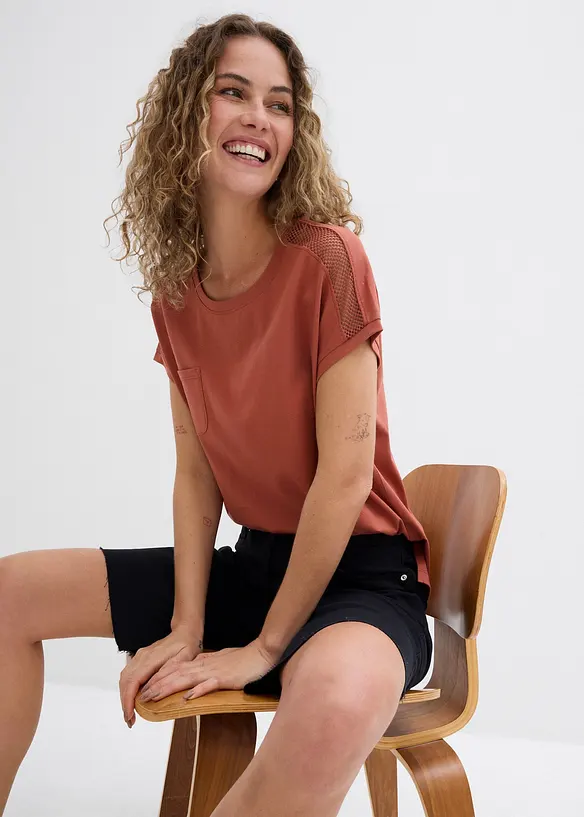 Luchtig shirt met kant, bonprix