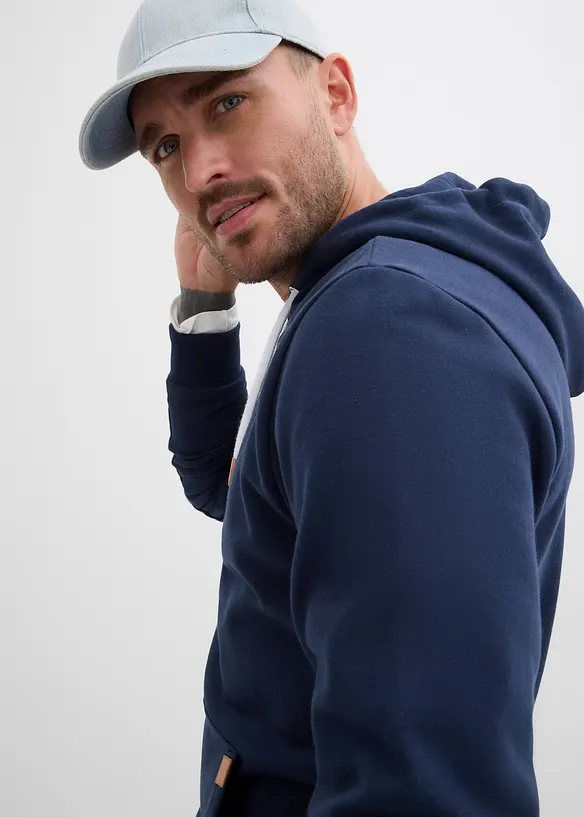 Hoodie met imitatieleren details, bonprix