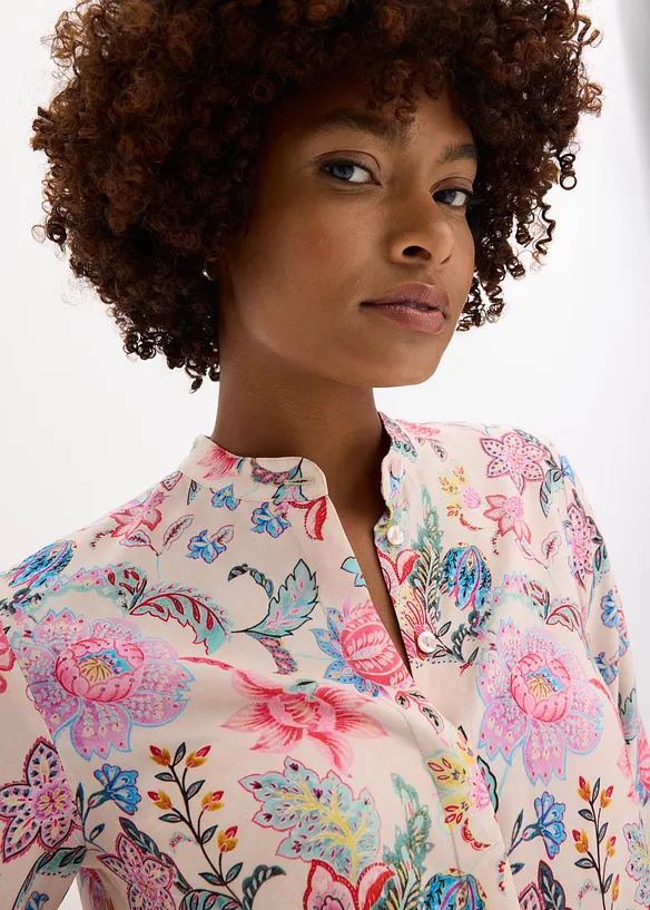 Blouse met een bloemmotief, bonprix