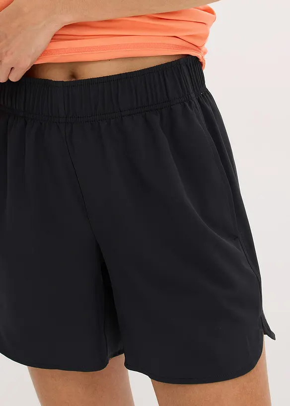 Lichte functionele short met steekzakken, sneldrogend, bonprix