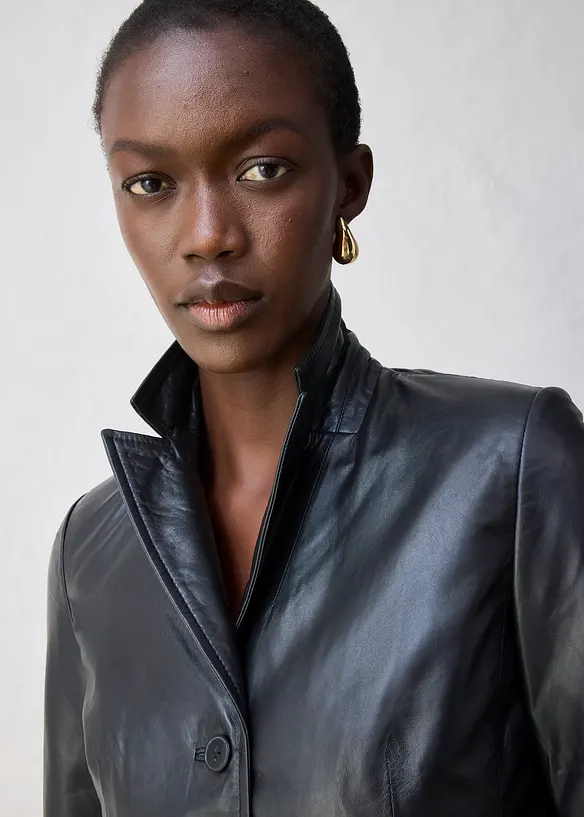 Korte blazer van lamsnappa, bonprix
