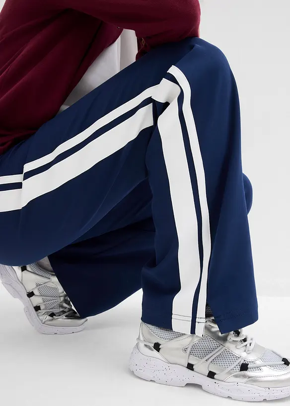 Joggingbroek met sportieve strepen, bonprix