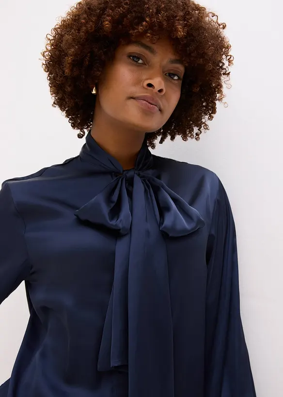 Blouse met strik van soepelvallend satijn, bonprix