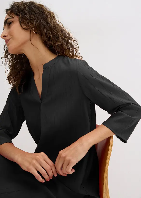 Tuniekjurk met structuureffect in een soepele viscosemix, bonprix