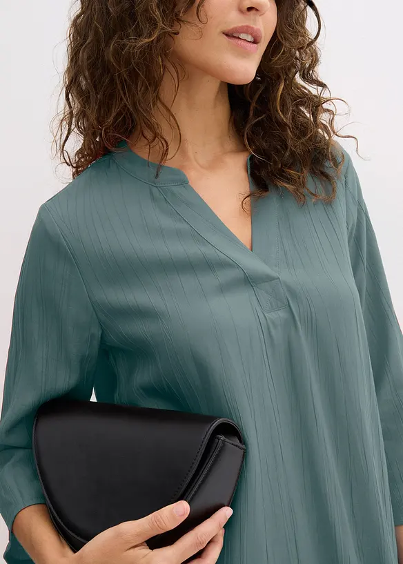 Tuniekjurk met structuureffect in een soepele viscosemix, bonprix