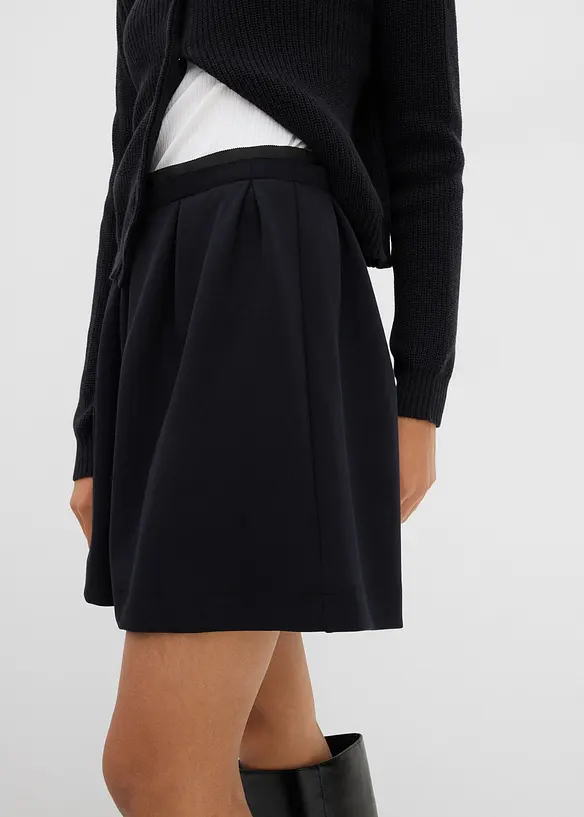 Bandplooirok in een licht glanzende viscosemix, bonprix