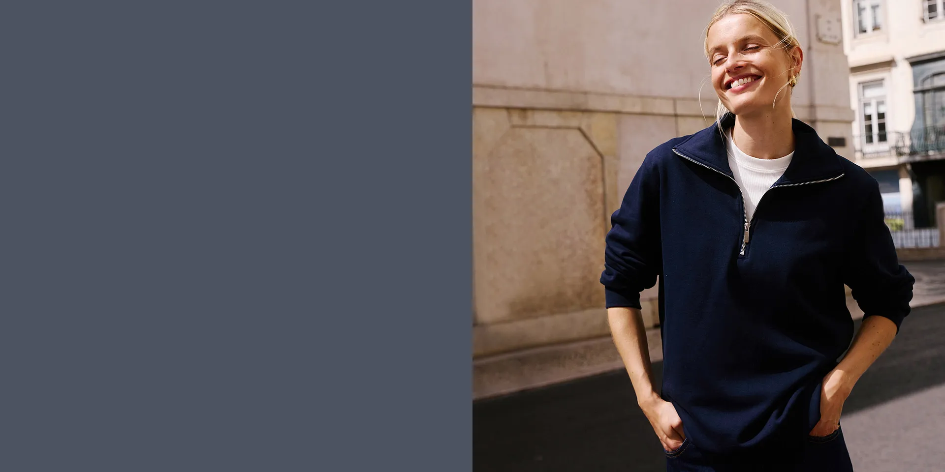 Donker sweatshirt met een ritssluiting.