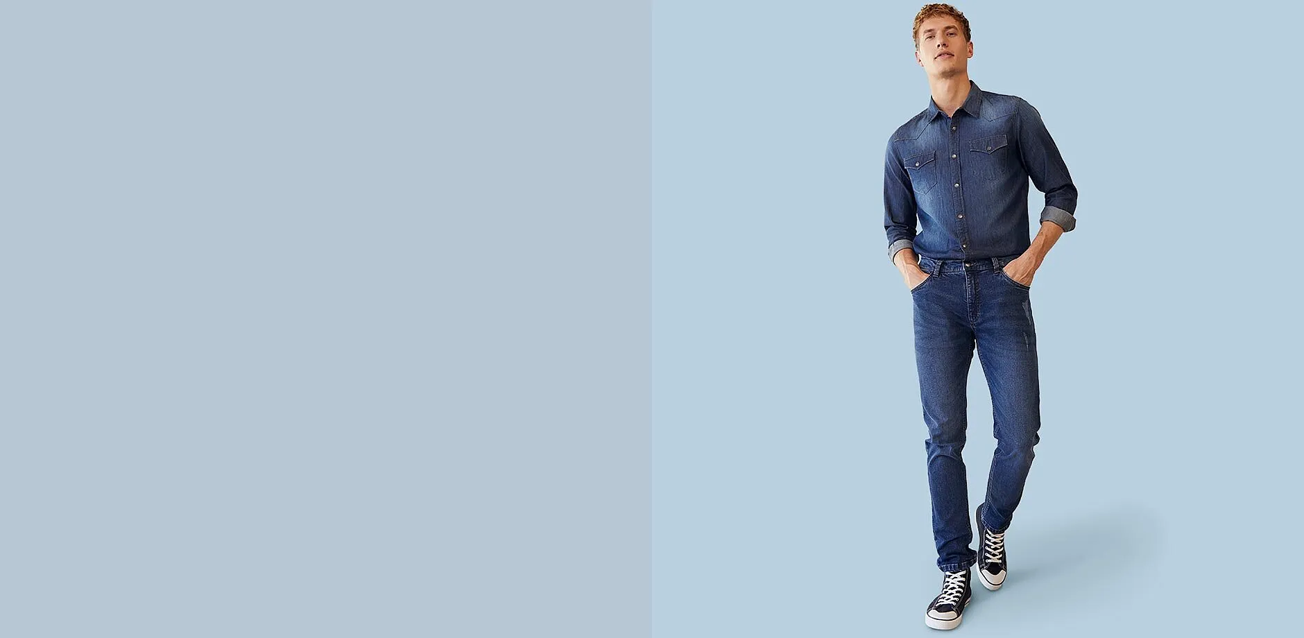 Casual denimlook: donkerblauw spijkerhemd met bijpassende slim fit jeans.