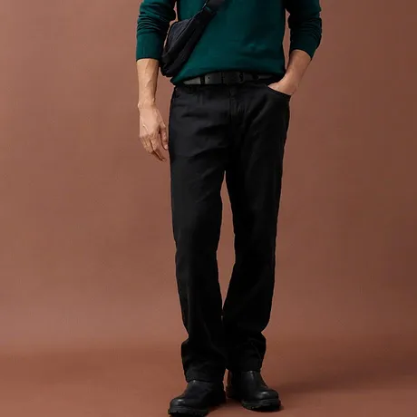 Zwarte thermobroek met comfortband.