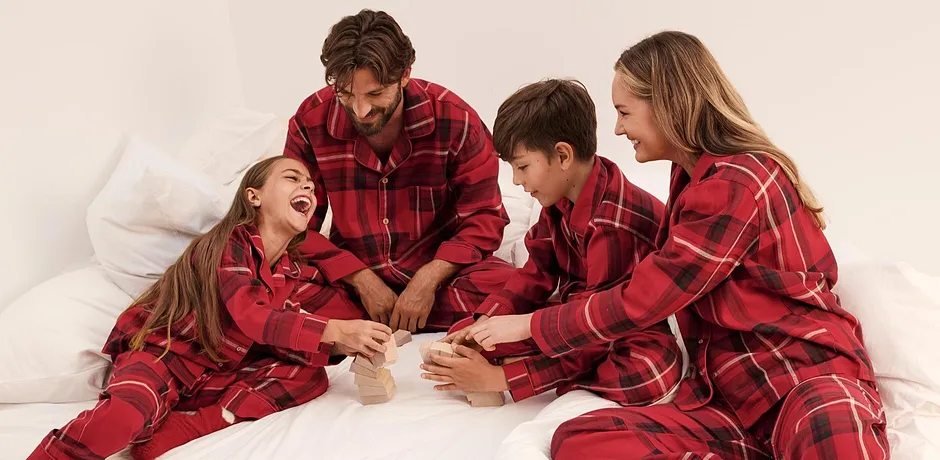 On trend - Geweven flanellen pyjama - donkerrood geruit
