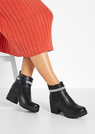 Boots, BODYFLIRT