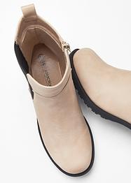 Boots, BODYFLIRT