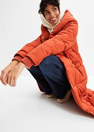 Lange, gewatteerde oversized jas met capuchon van gerecycled polyester, bpc bonprix collection