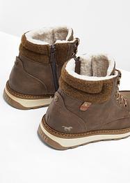 Veterboots van Mustang, Mustang