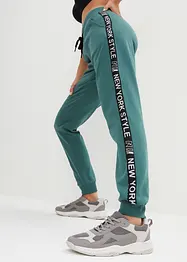 Sweatpants met tapes en statement print, bonprix