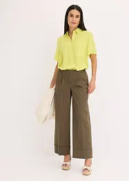 Blouse met borstzak en korte mouwen, bonprix