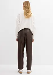 Imitatieleerbroek in barrelvorm, mid waist, bonprix