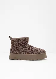 Boots van Mustang, Mustang