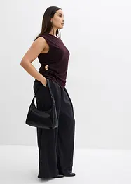 Top van crêpe met decoratieve gesp, bonprix