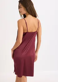 Slipdress met elegant borduursel, bonprix