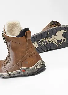 Veterboots van Mustang, Mustang