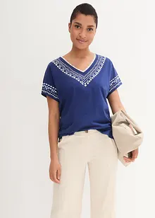 Comfortabel T-shirt met printed borduursel en biologisch katoen, bonprix