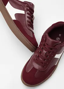 Sneakers in retrolook, bonprix