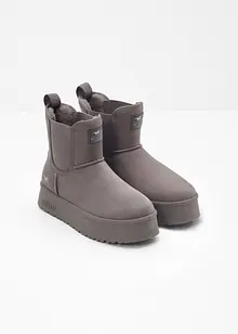 Plateau boots van Mustang, Mustang
