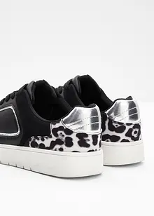 Sneakers met luipaardprint, bonprix