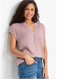 Soepelvallende, satijnen blouse met oversized schouders, bonprix