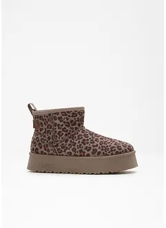 Boots van Mustang, Mustang
