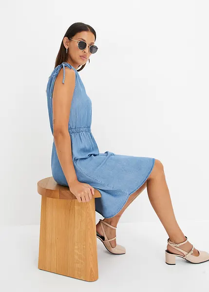 Noncha jurk van Tencel met rijgkoordjes bij de schouders