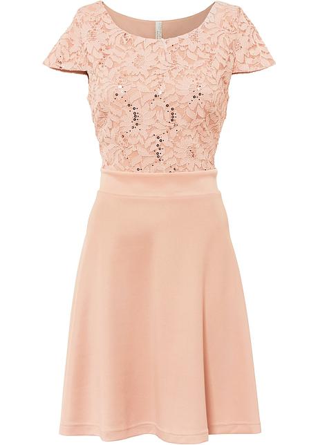 Romantische jurk met mooie kant - vintage roze